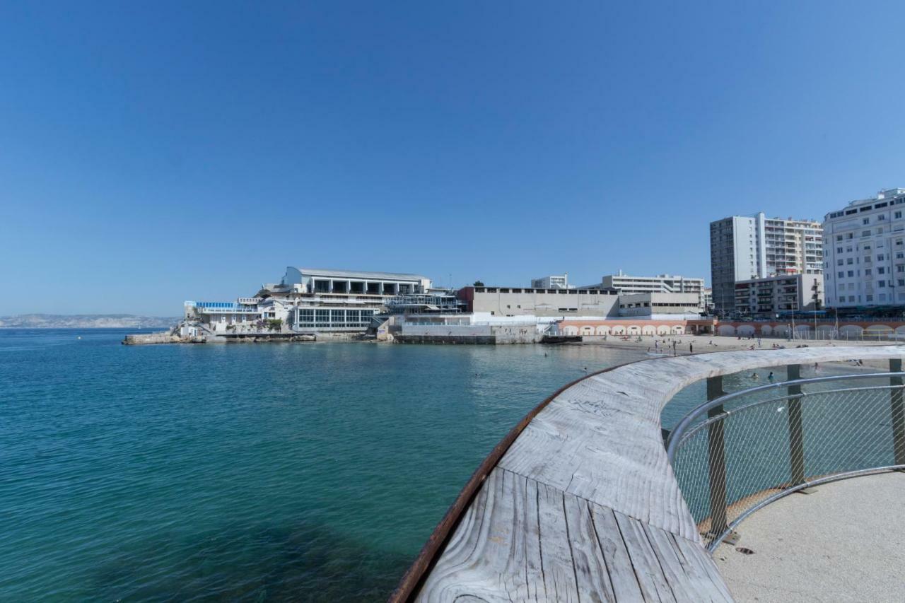 Stud Terras Ville Corniche 2 Pers Stat Gratuit Rue Modif Suivt Possib Et Accord Exclusif Marselha Exterior foto